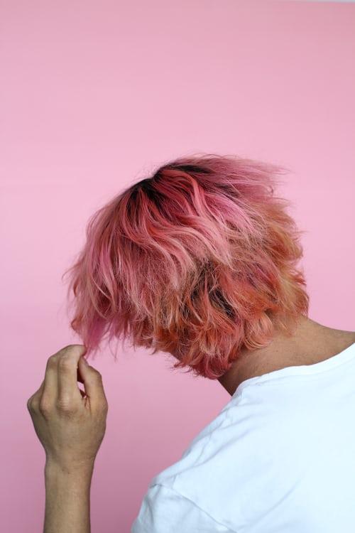 how to remove pink hair dye with bleach